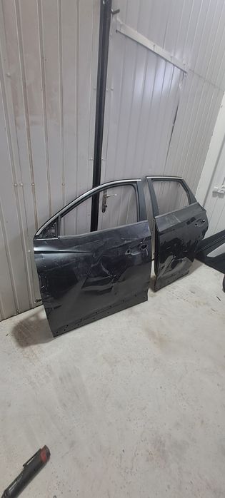 Продам двері на hyundai tucson 2020-2024