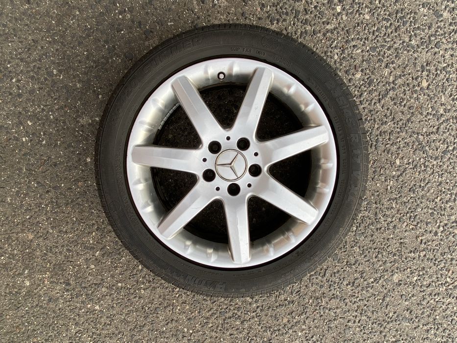 Alufelgi z oponami letnimi Mercedes