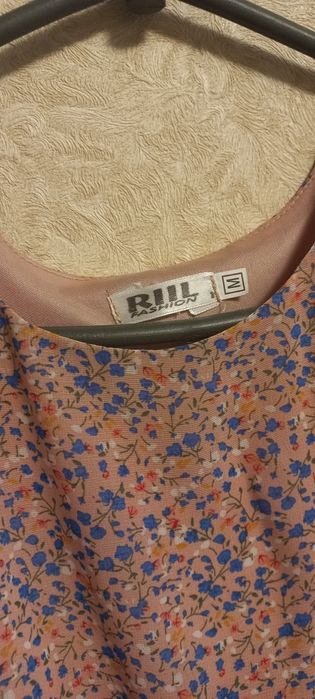 Продам новое шифоновое платье