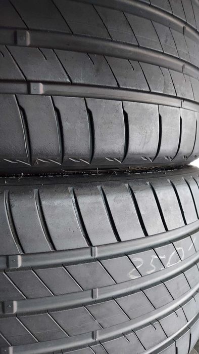 Opony 235/35/19 BRIDGESTONE lato 2020r.