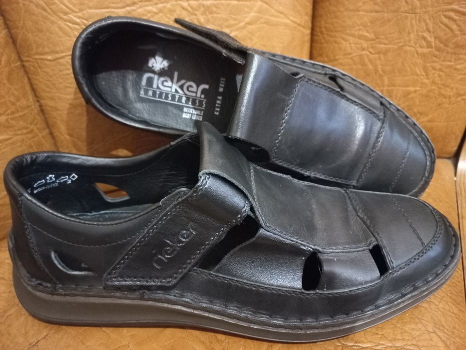 Новые кожаные сандалии  туфли Rieker  43 размер