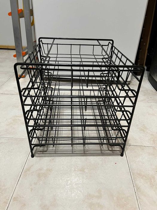 Arquivador de secretária em metal