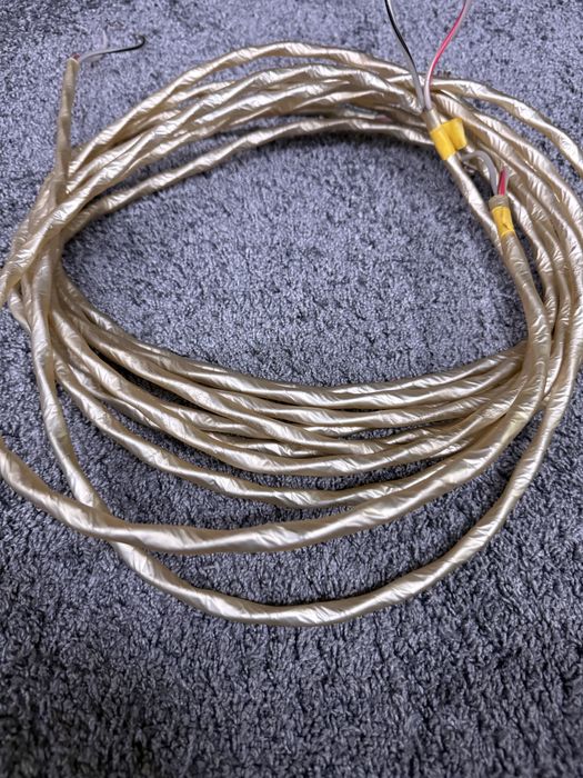 Акустический кабель Synergistic Research Alpha Speaker Cable 2x4,5m (можно забрать половину)
