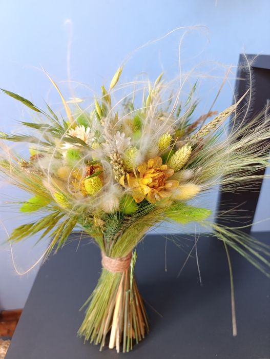 Букети  із сухоцвітів  та стабілізованих рослин