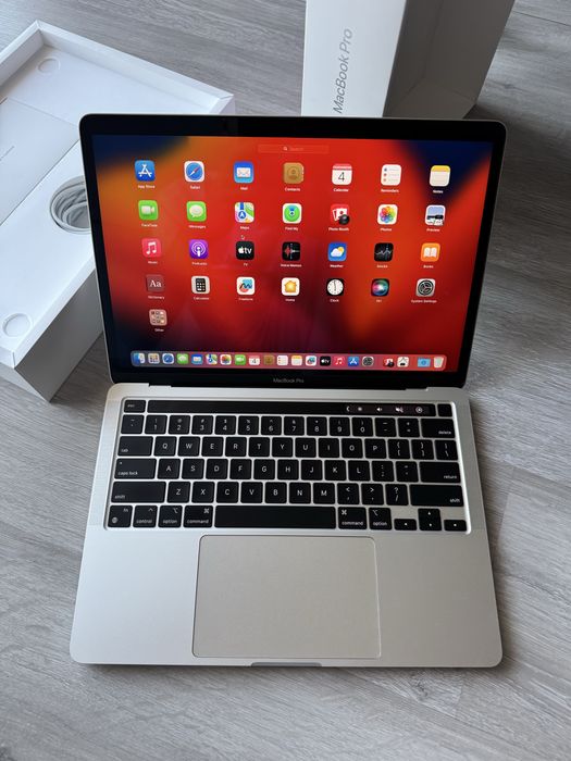 MacBook Pro 13 M1 16/256gb (2020) ідеальний стан