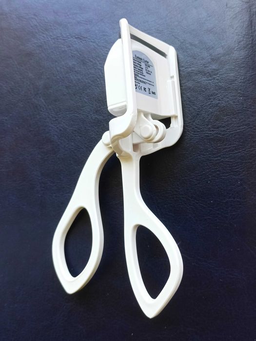 Elektryczna zalotka do rzęs