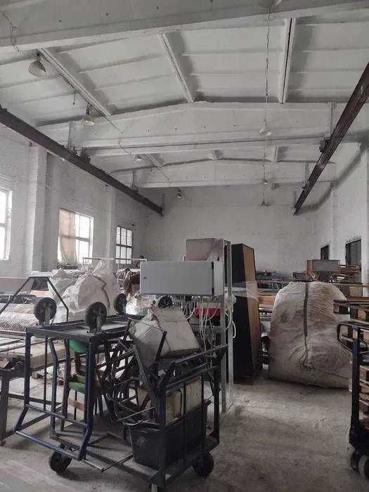 Виробнича будівля