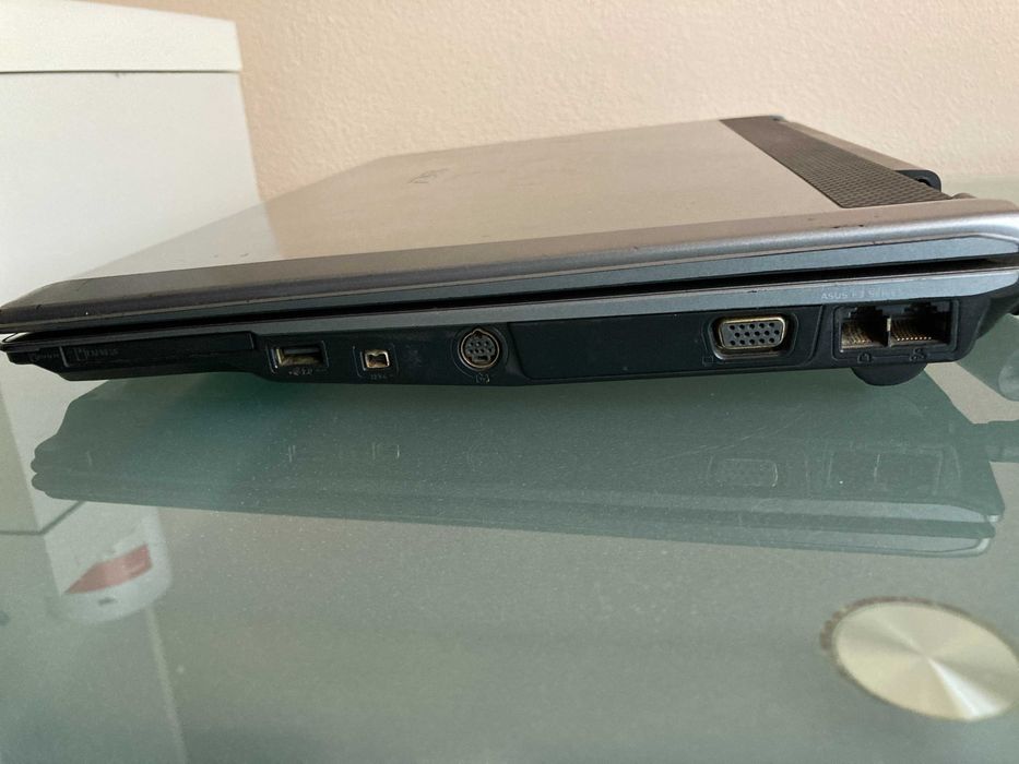 Portátil ASUS F3E – Core 2 Duo, SSD, a funcionar.