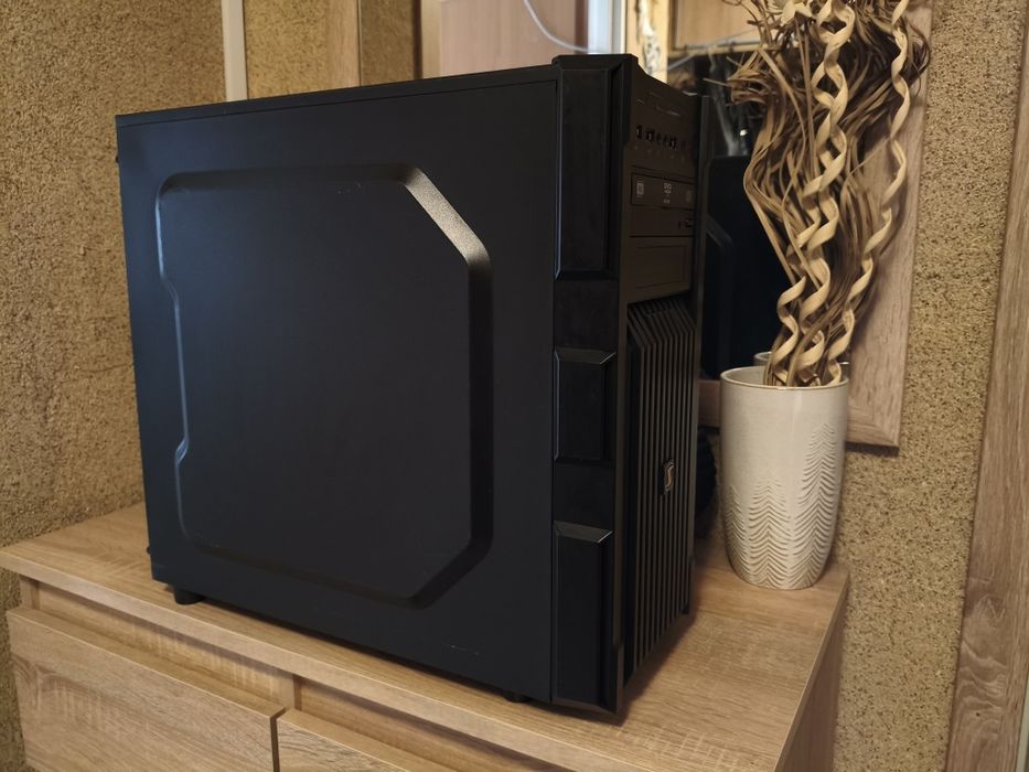 Komputer do gier - i5 4460 / GTX970 / 12RAM / 360SSD Win10