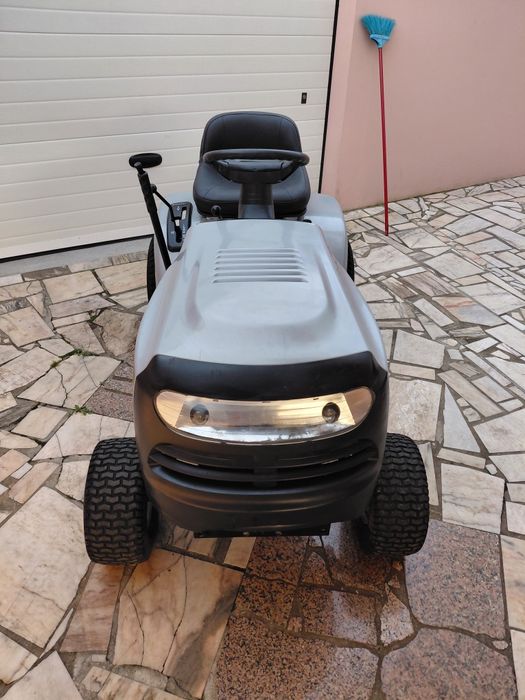 Trator corta relva BERNAD LOISIRS BL1536 RBH  16CV