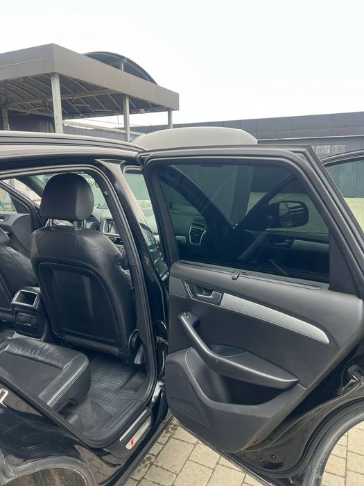 Audi Q5 2010 рік 2.0 TDI
