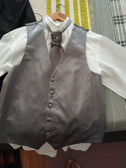 Fato/conjunto para noivo