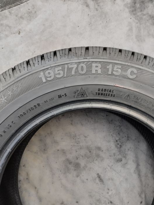 Продам шини 195/70R15C