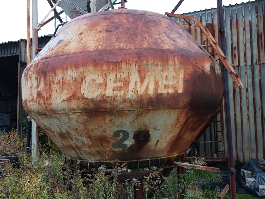 Zbiornik na materiały sypkie