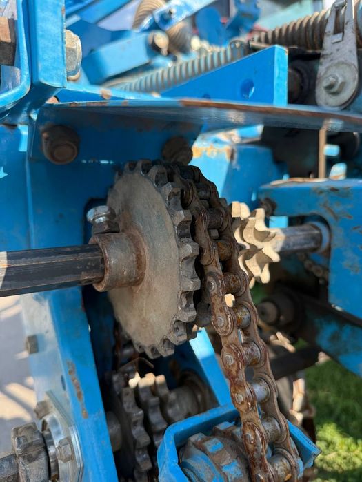 Сівалка Monosem 8 рядів