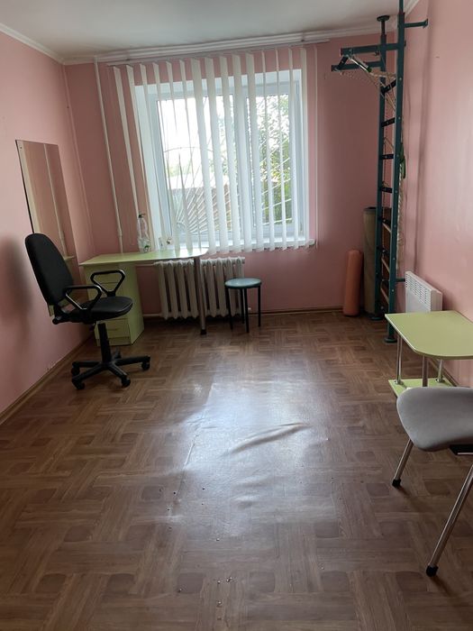 Оренда 2к Польова