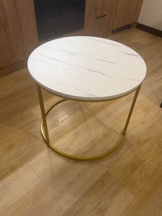 Sprzedałam stolik kawowy