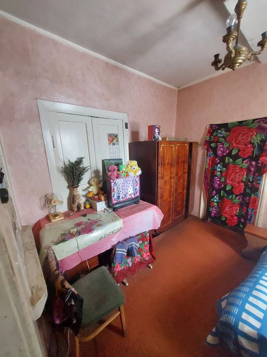 Продам частину будинку на Добровільній