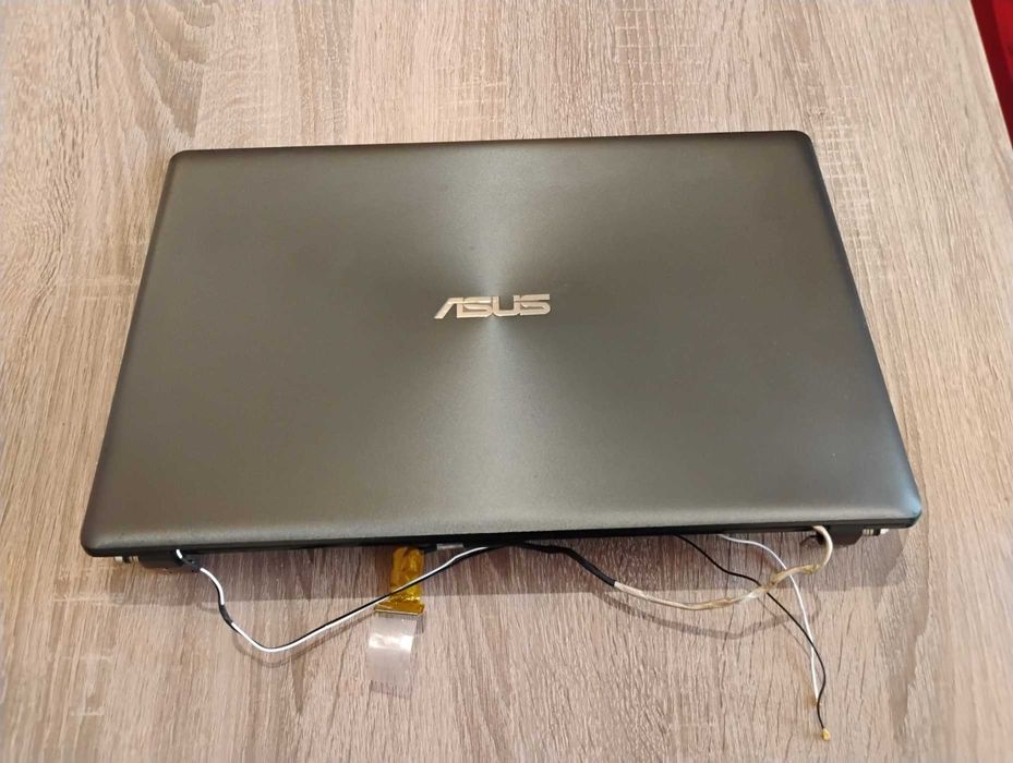Klapa, obudowa matrycy  z ramką  ASUS R510J