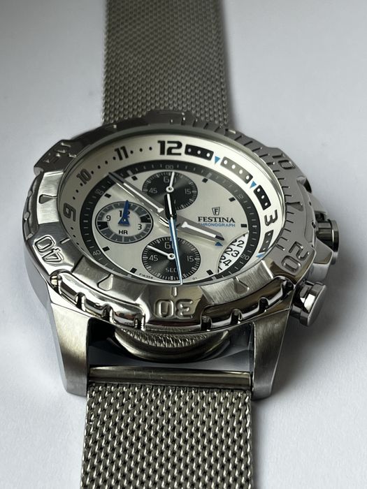 Чоловічий годинник хронограф Festina F16358