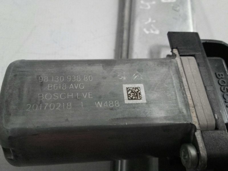 Elevador vidros frente esquerdo CITROËN C3 III (SX)