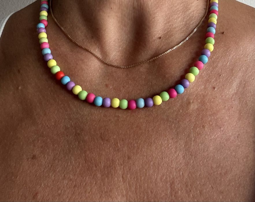 Colar “coração” colorido