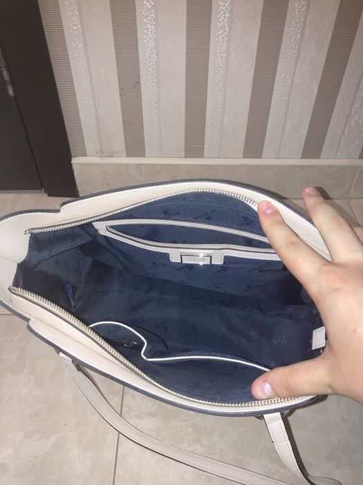 Сумка cromia оригинал Состояние идеальное, Олх доставкой не отправляю!