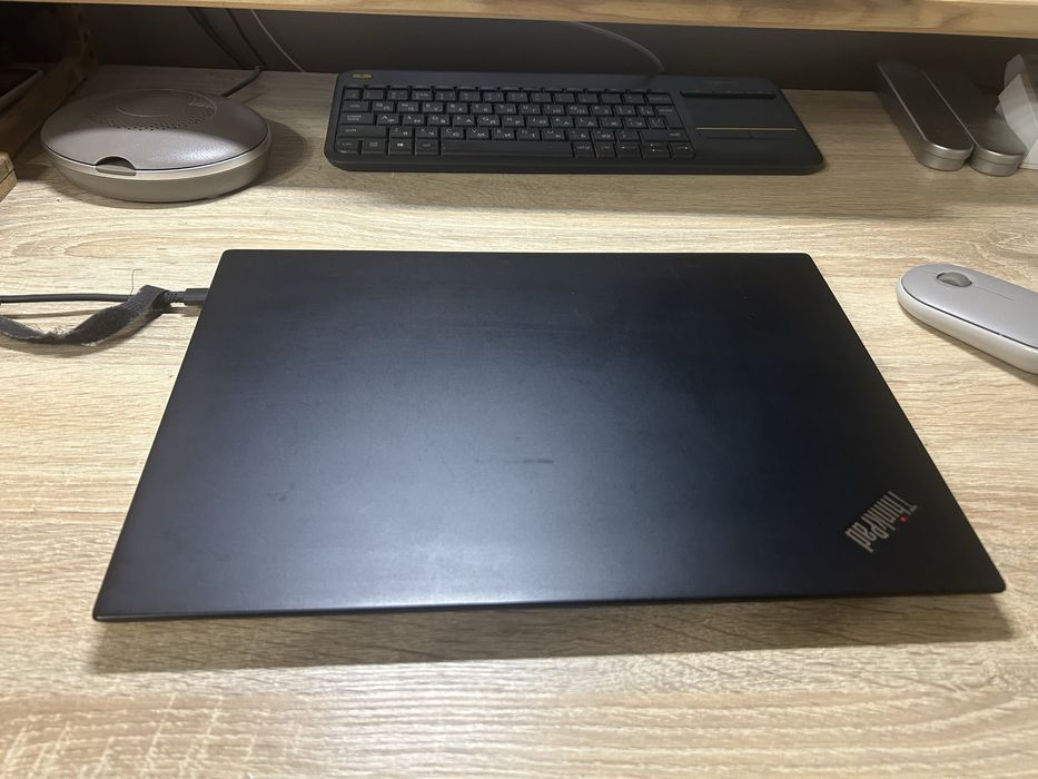 ноутбук lenovo thinkpad t490s ,CORE i5-8366U, IPS, 256gb, 8gb RAM