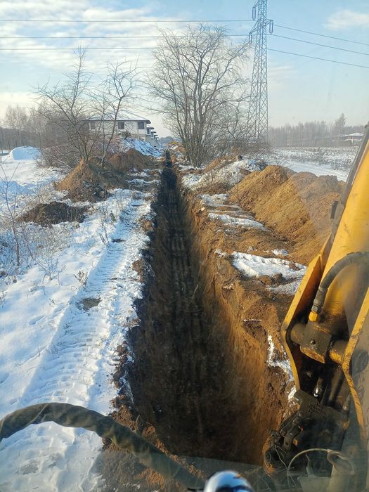 koparko ładowarka, prace ziemne, brukarstwo, kostka brukowa