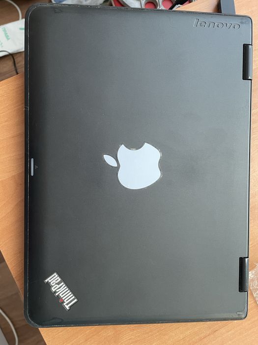 Продам хромбук Lenovo 11-e