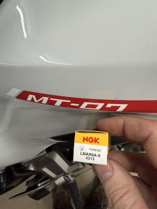 YAMAHA MT07 2015