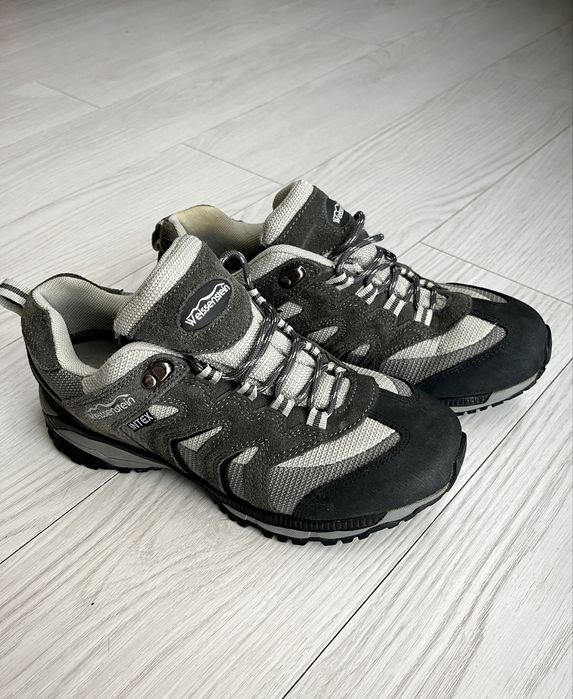 Трекінгове взуття Weissenstein