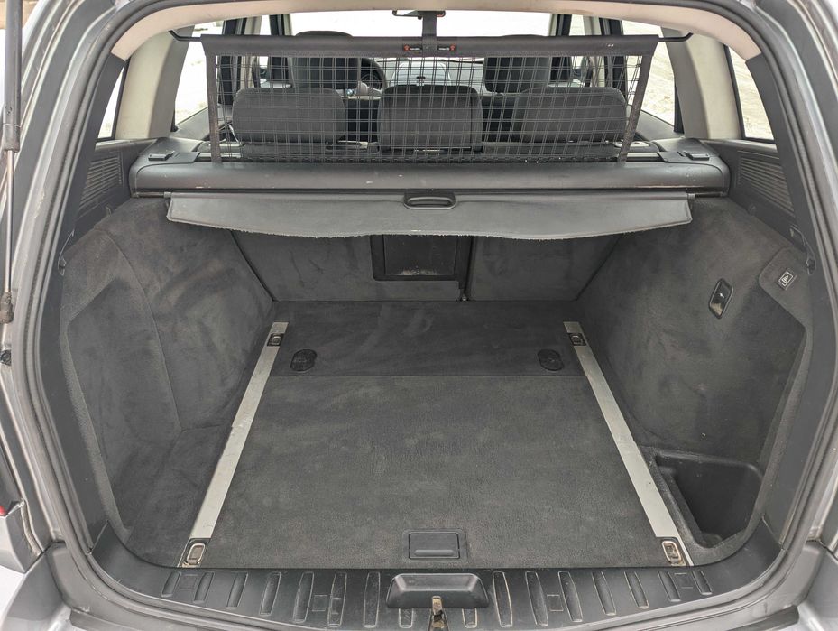 BMW X3 (E83) xDrive20i БМВ Х3 (Е83) 4WD 2.0 дизель