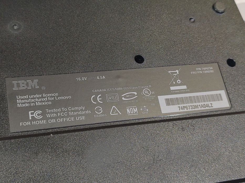 Ретро док-станція IBM ThinkPad Port Replicator II (COM, LPT, DVI) P/N 74P6734