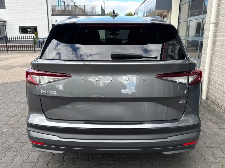 Skoda Enyaq      2022