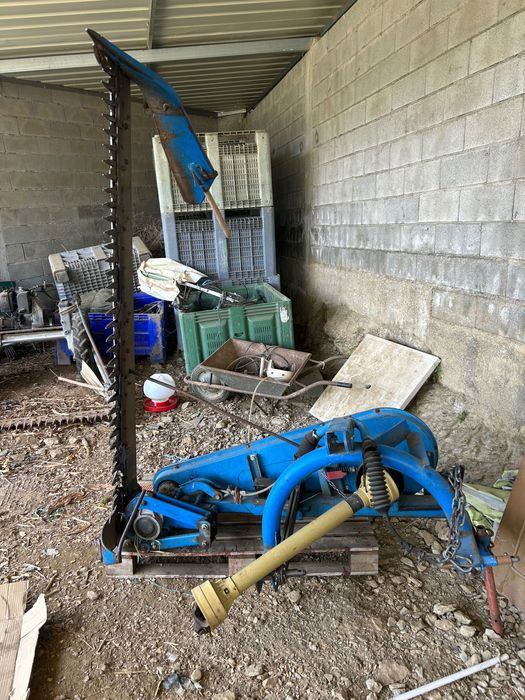 Enfardadeira e cegadeira