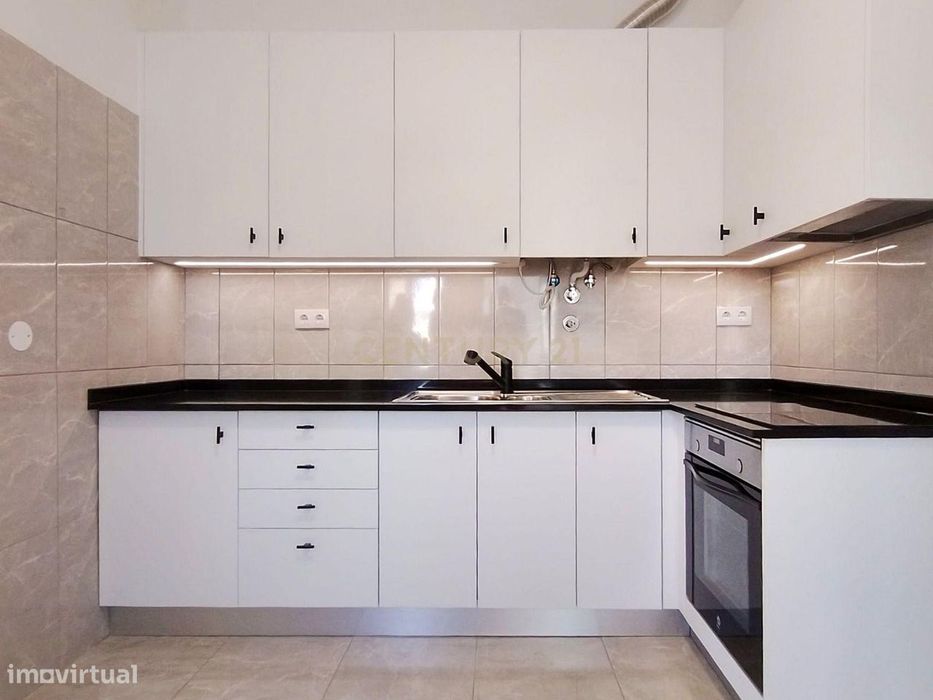 Apartamento T4 na Rua Passos Manuel, Arroios, Lisboa