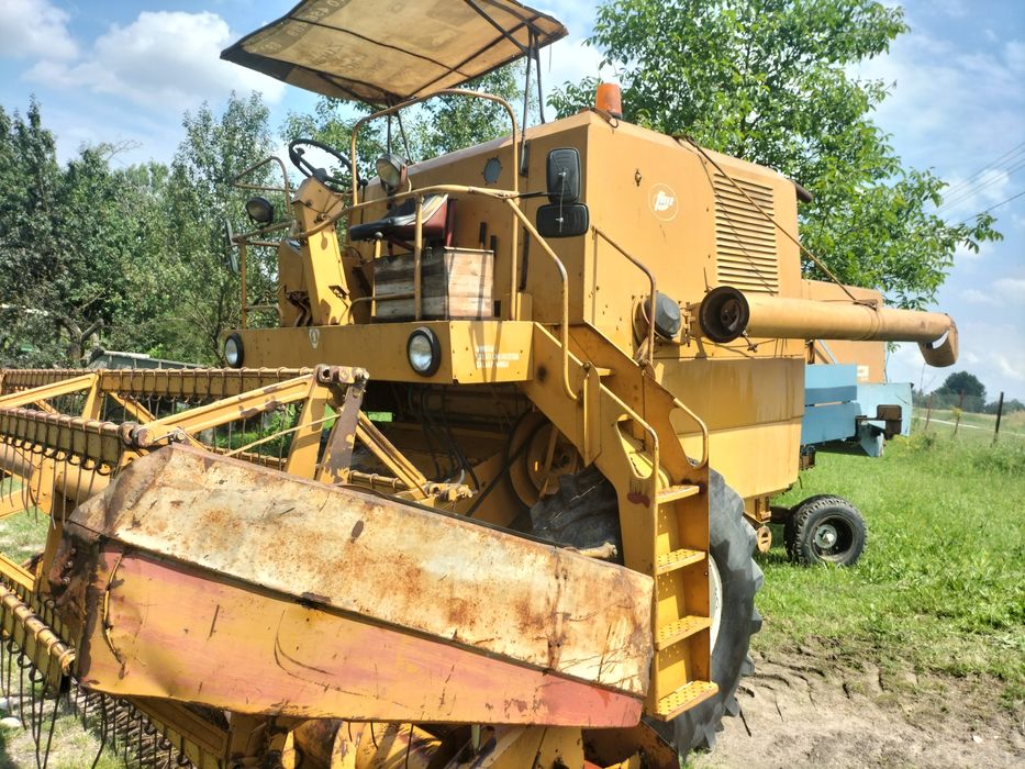 Kombajn zbożowy bizon