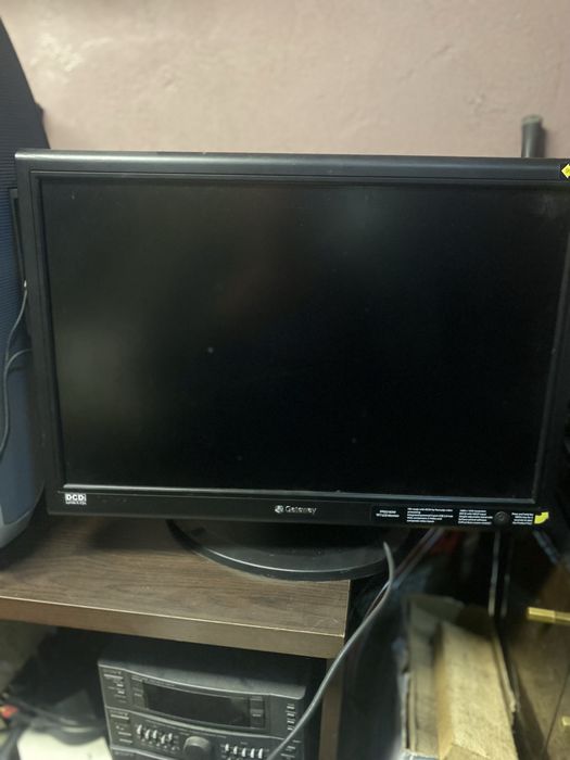 Monitor obrotowy Gateway 21”