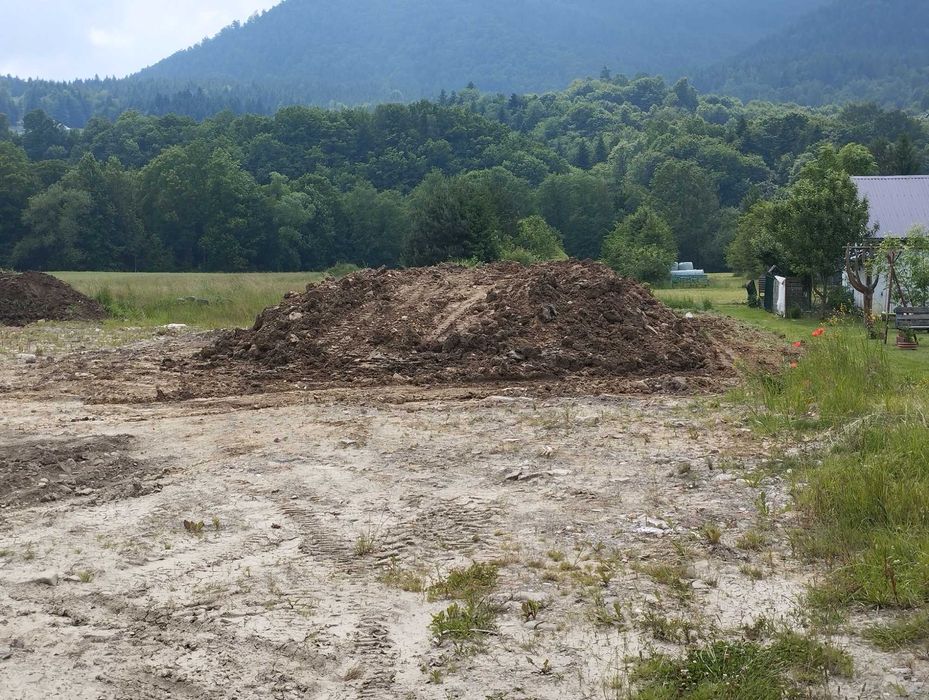 Ziemia na  podniesienie, wyrównanie, utwardzenie terenu