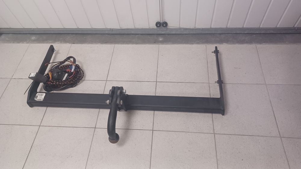 Hak holowniczy i moduł VW Passat B8 Kombi i Sedan Superb 3 5D Kombi