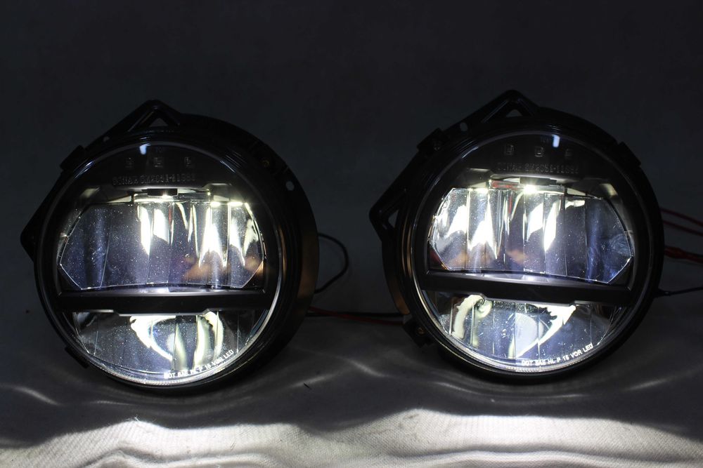 Lampy przednie przód Mercedes G-Klasa W463 r.86-08 Ful LED Black NOWE