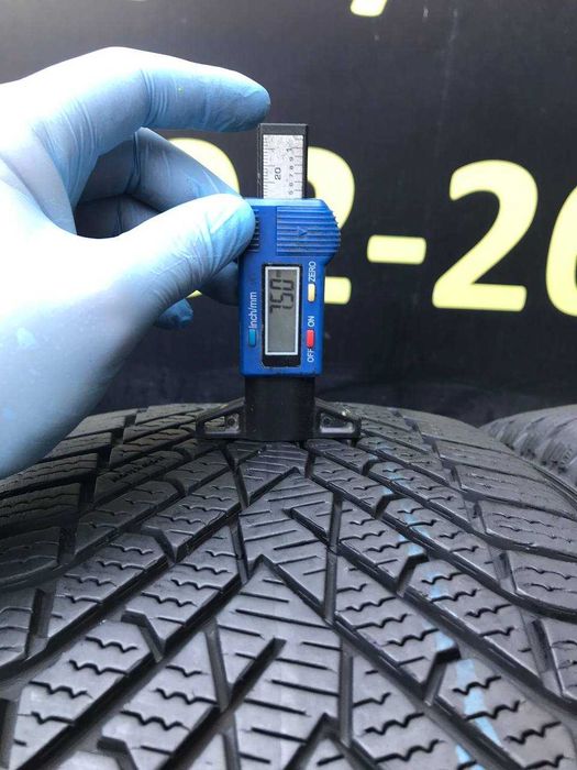 (8957) Зимові шини б/у 225/45 R18 Pirelli Winter 2 Cinturato