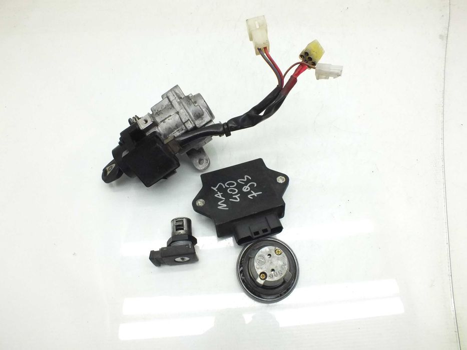 Yamaha Majesty 400 stacyjka kluczyk zestaw startowy immo