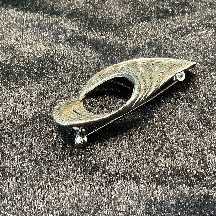 Broche peça vintage 6 cm