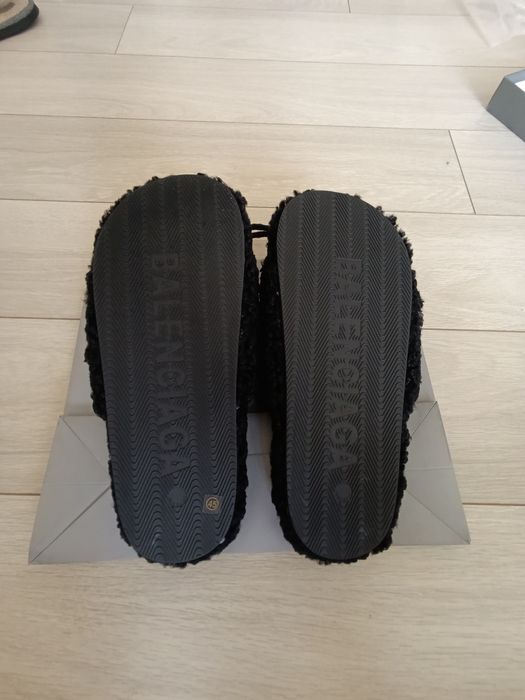 Тапки Balenciaga