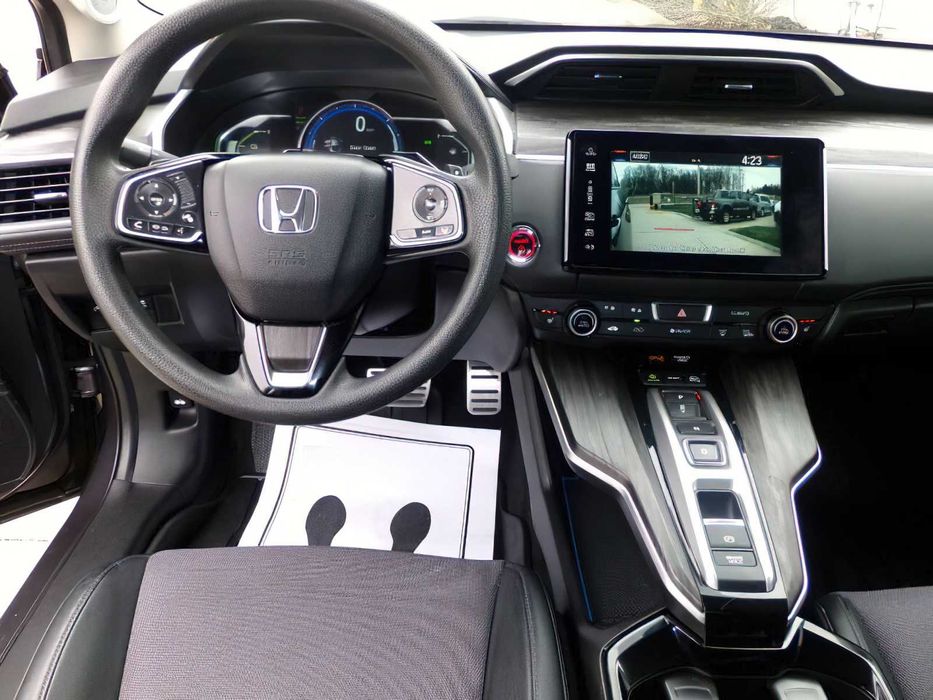 Honda Clarity Plug-In Hybrid      2018