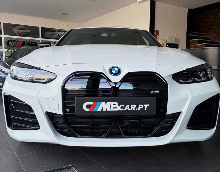 BMW i4 eDrive40 Pack Desportivo M Pro