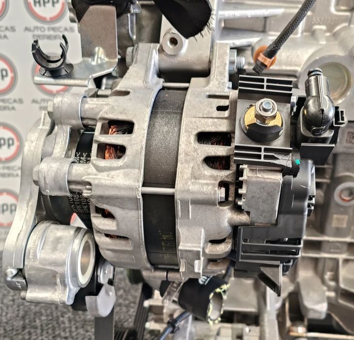 Alternador Fiat 500 ou Panda 1.0 Híbrido de 2024 ref 00522087180