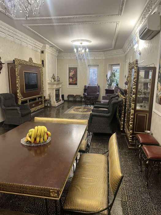 Продам будинок в м Бровари